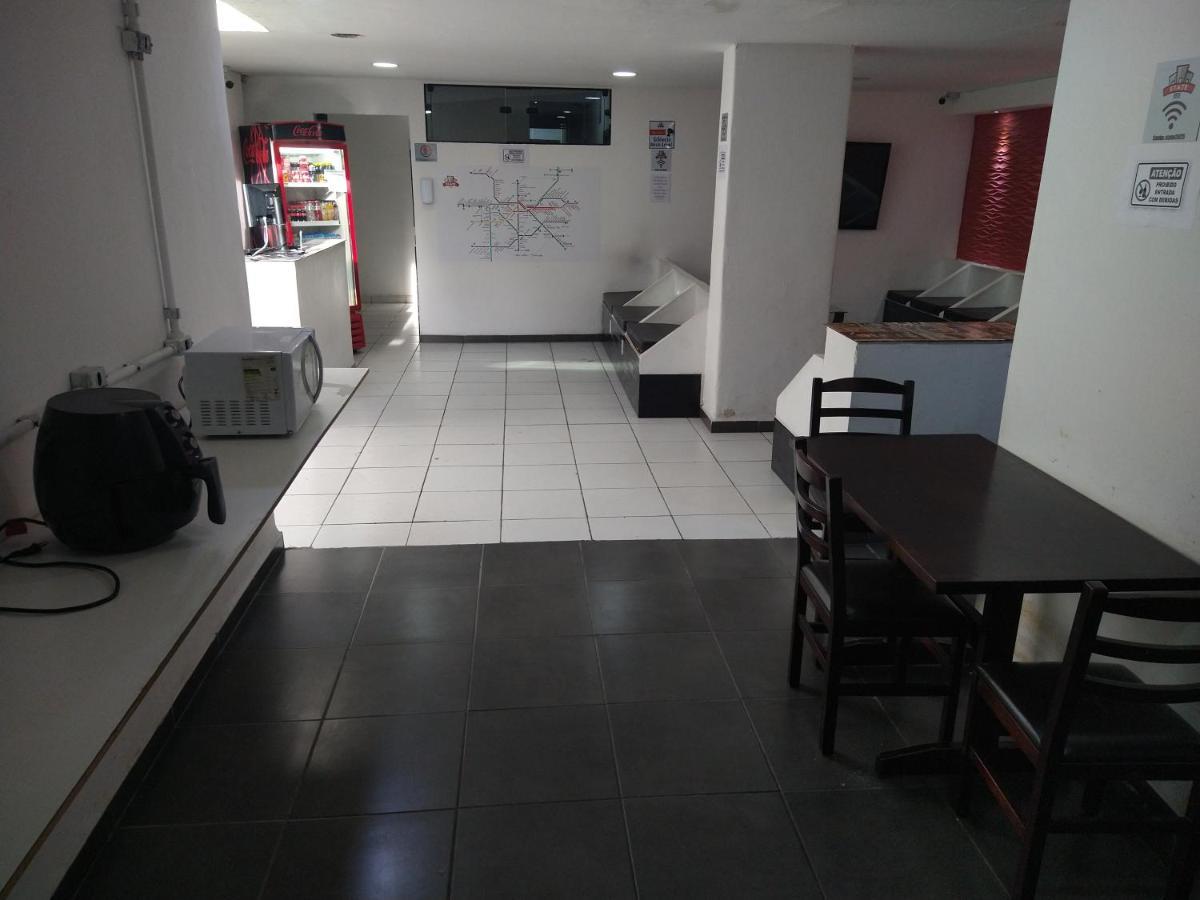 State Hostel - Em Frente Ao Metro Σάο Πάολο Εξωτερικό φωτογραφία