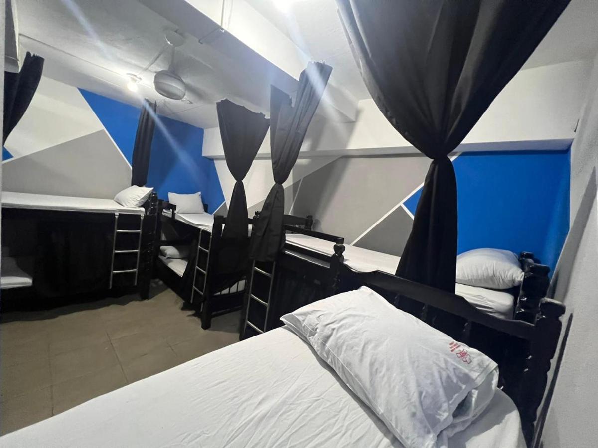 State Hostel - Em Frente Ao Metro Σάο Πάολο Εξωτερικό φωτογραφία