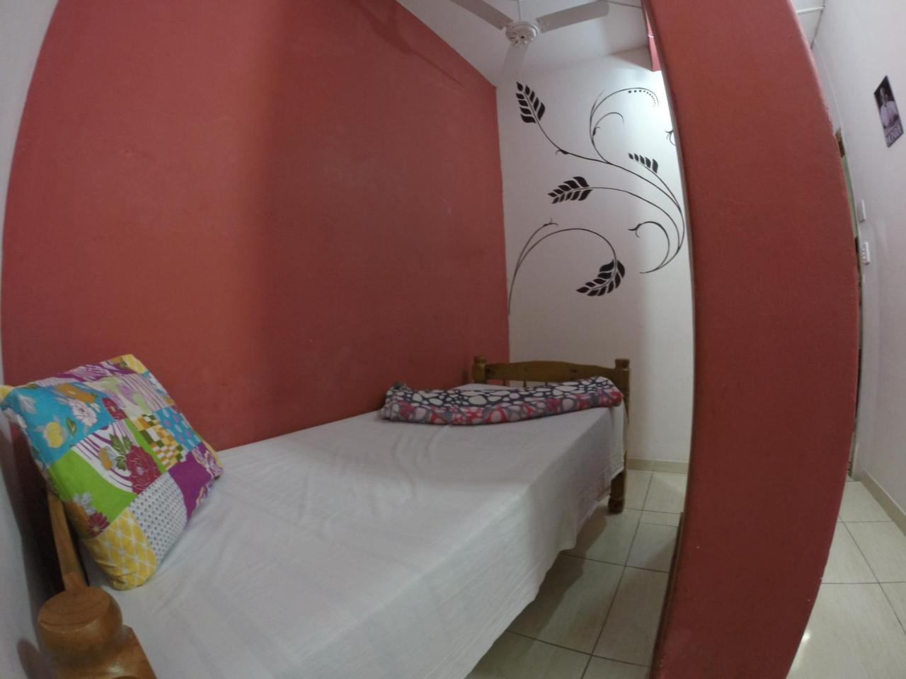 State Hostel - Em Frente Ao Metro Σάο Πάολο Εξωτερικό φωτογραφία